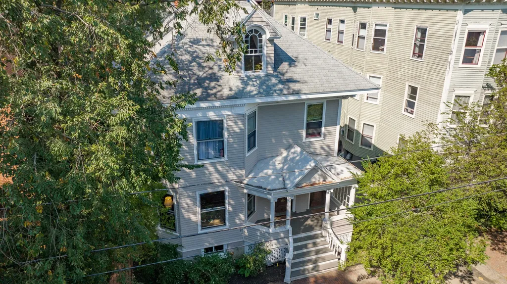 130 Neal Street Portland ME 04102