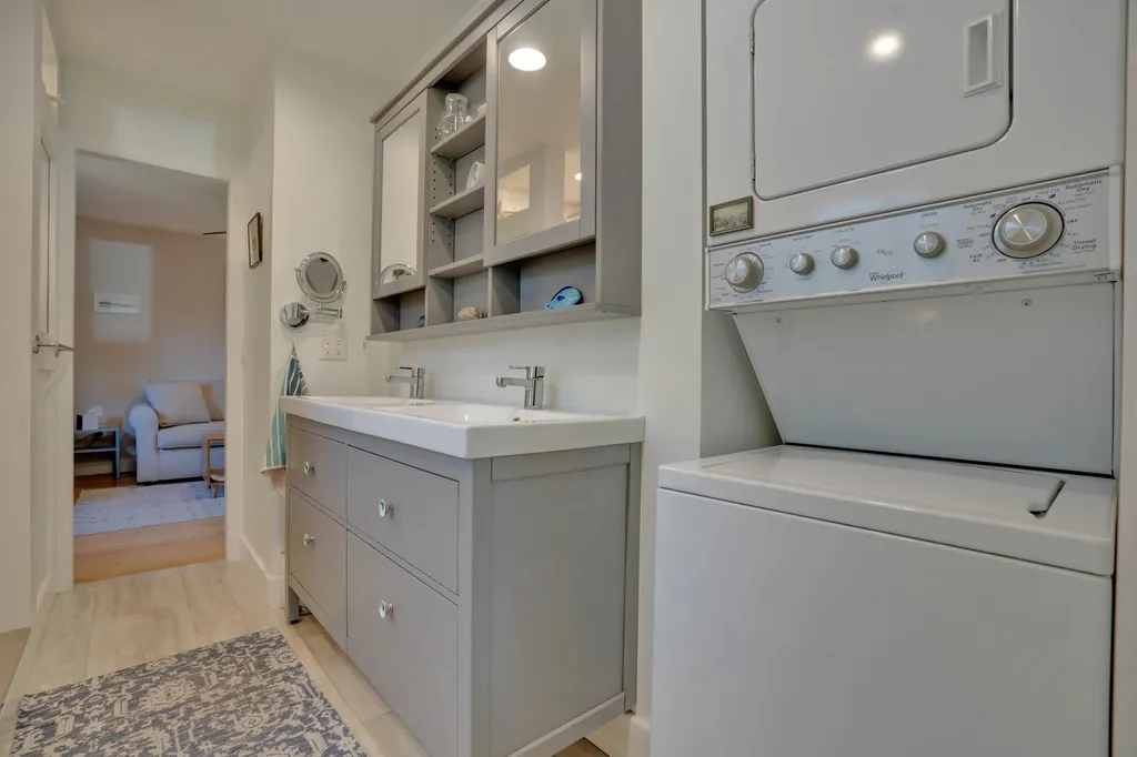 83 Noyes Street Portland ME 04103