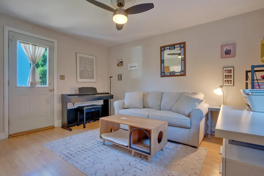 83 Noyes Street Portland ME 04103