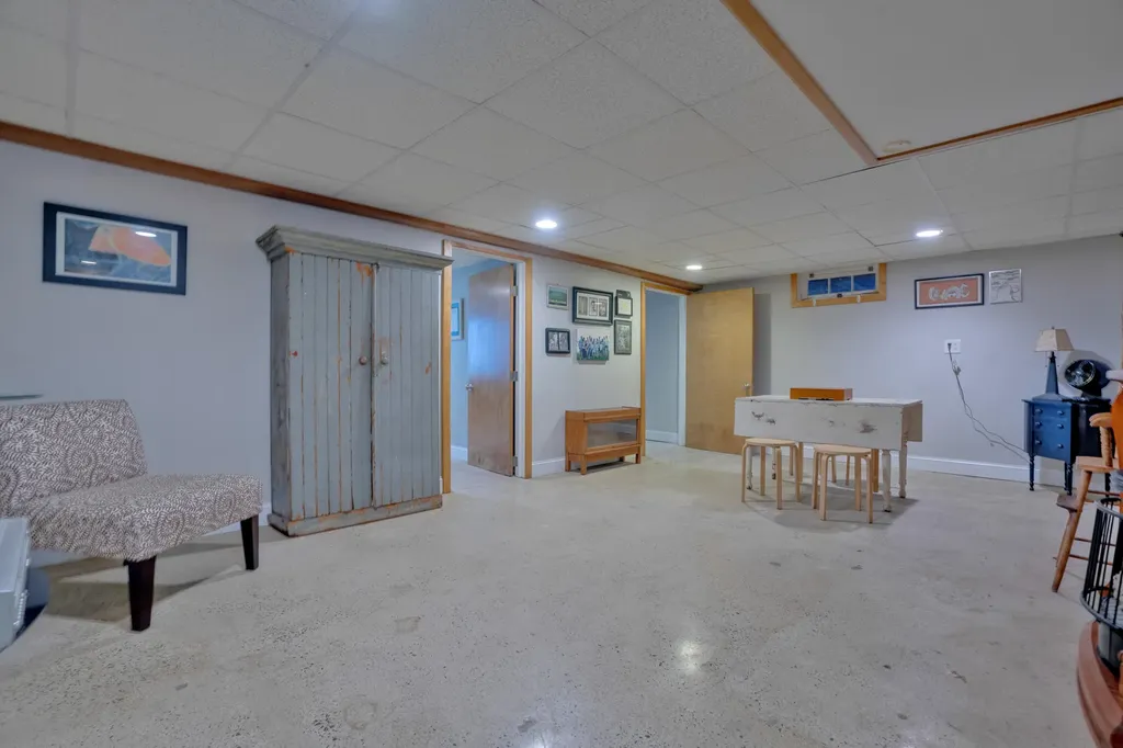 83 Noyes Street Portland ME 04103