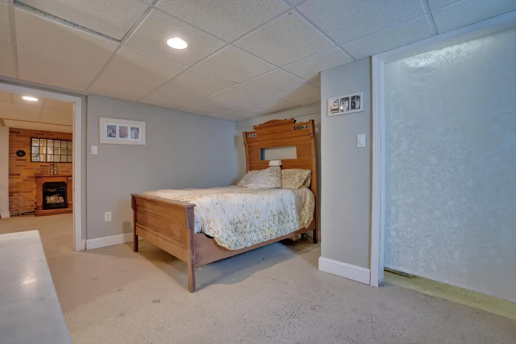 83 Noyes Street Portland ME 04103