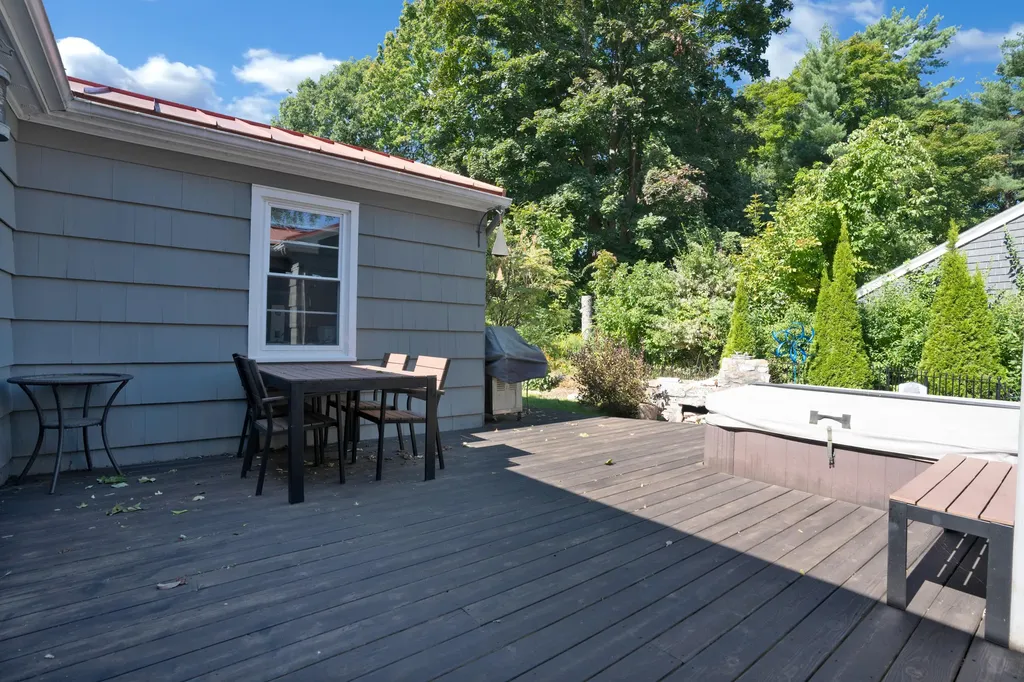 83 Noyes Street Portland ME 04103