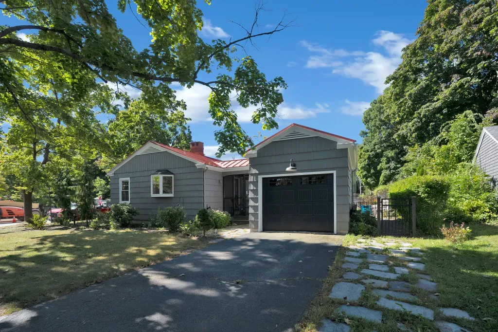 83 Noyes Street Portland ME 04103