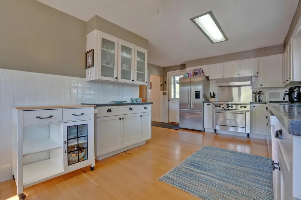 83 Noyes Street Portland ME 04103