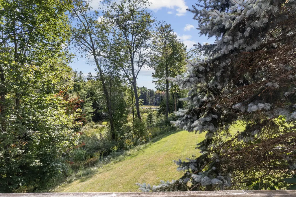 5 Hillside Place Boothbay ME 04537