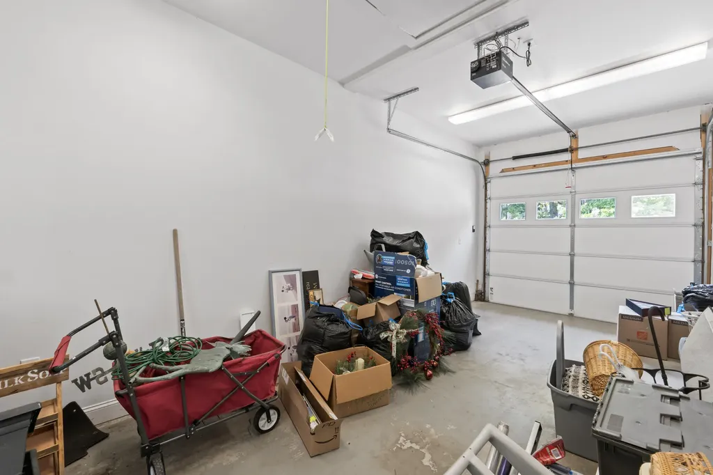 5 Hillside Place Boothbay ME 04537