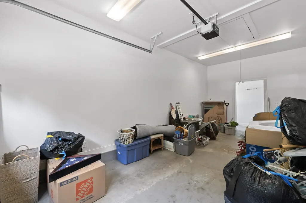 5 Hillside Place Boothbay ME 04537