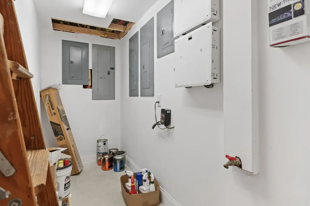 5 Hillside Place Boothbay ME 04537