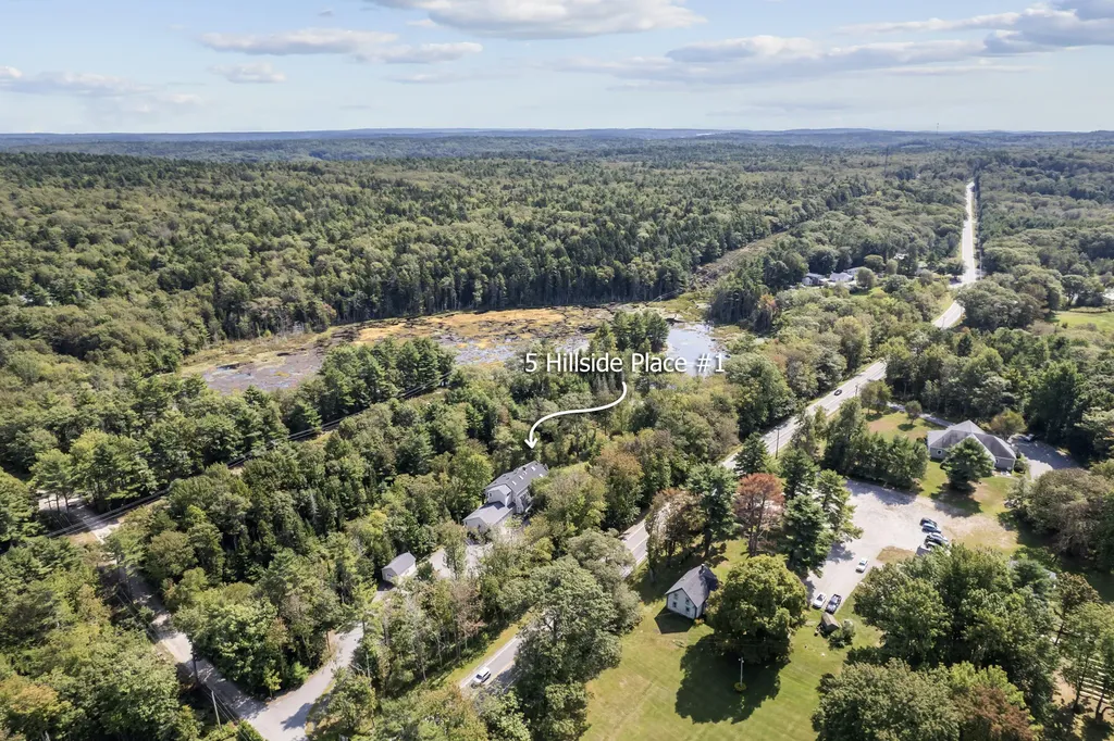 5 Hillside Place Boothbay ME 04537