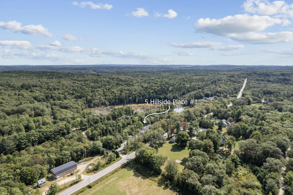 5 Hillside Place Boothbay ME 04537