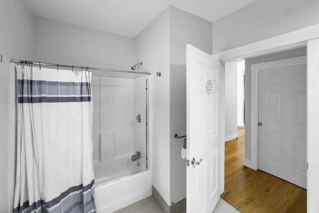49 Moody Mountain Road Lincolnville ME 04849