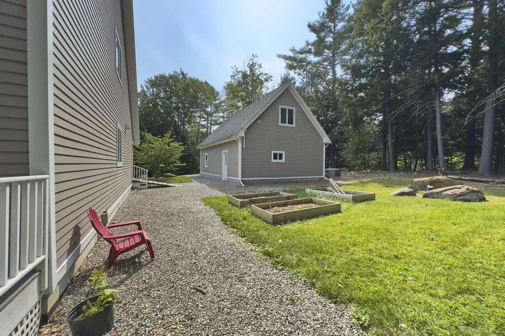 49 Moody Mountain Road Lincolnville ME 04849