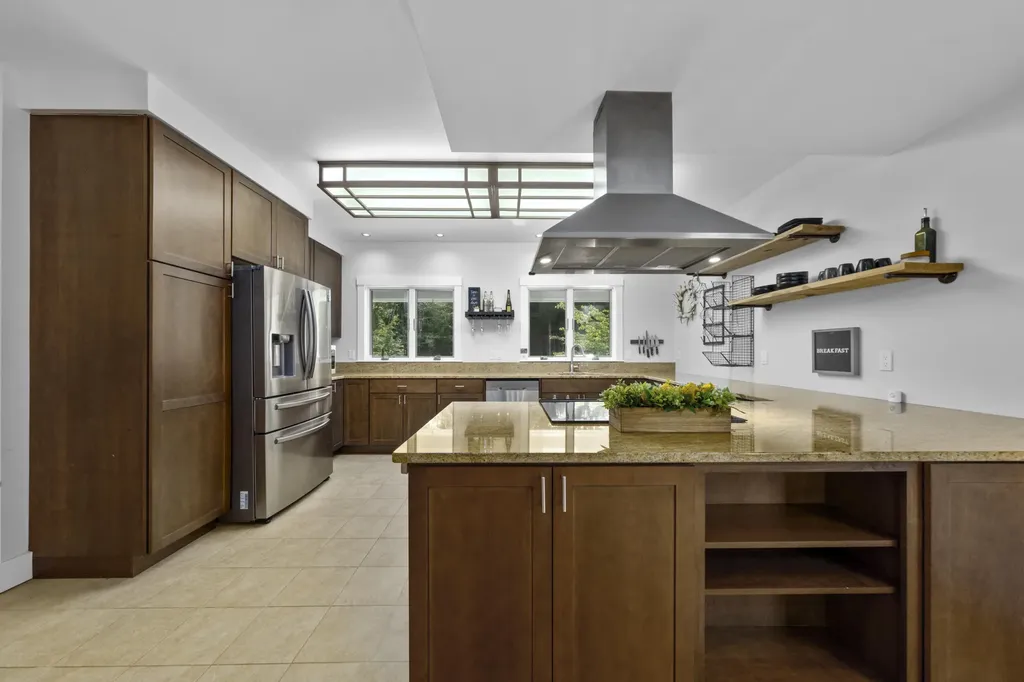 49 Moody Mountain Road Lincolnville ME 04849