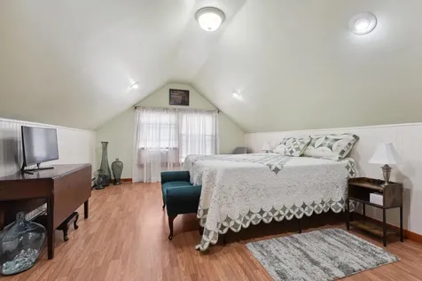 78 Sahagian Road Belgrade ME 04917