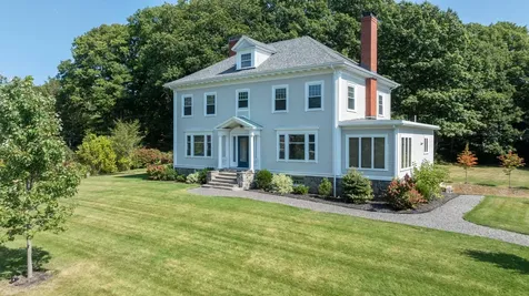 196 Ocean House Road Cape Elizabeth ME 04107