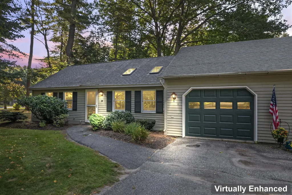 59 Gail Lane Yarmouth ME 04096