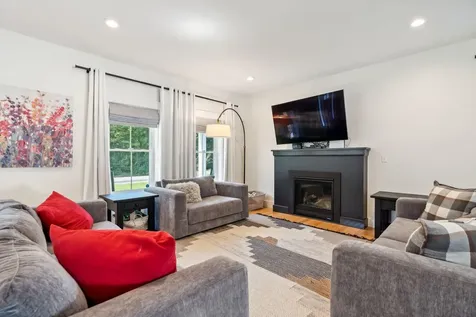 141 Jordan Avenue Brunswick ME 04011