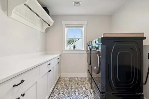 141 Jordan Avenue Brunswick ME 04011