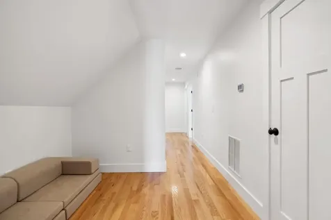 141 Jordan Avenue Brunswick ME 04011