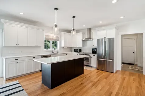 141 Jordan Avenue Brunswick ME 04011
