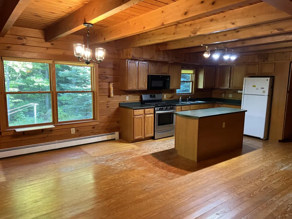 1091 Augusta Road Rome ME 04963