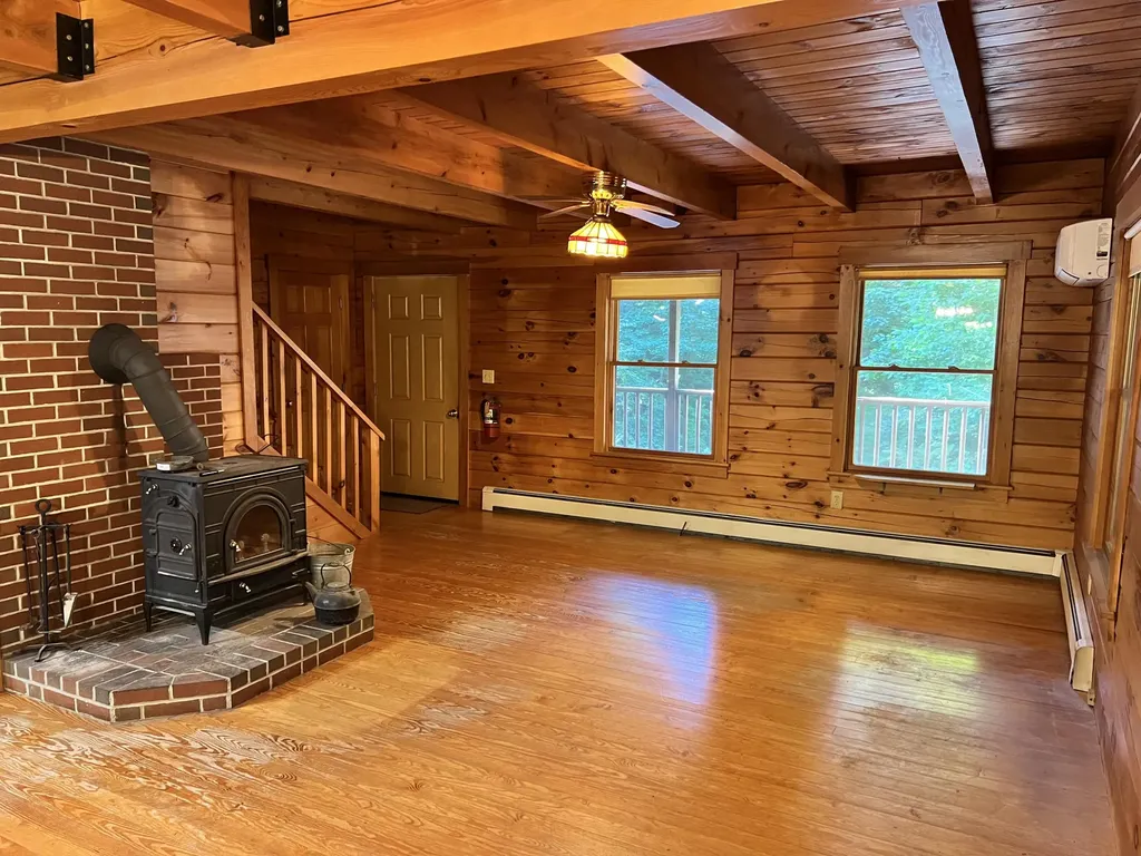 1091 Augusta Road Rome ME 04963