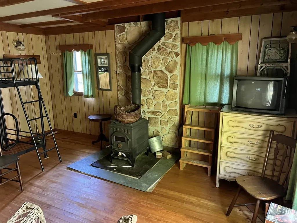 1091 Augusta Road Rome ME 04963