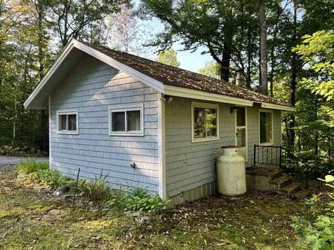 1091 Augusta Road Rome ME 04963