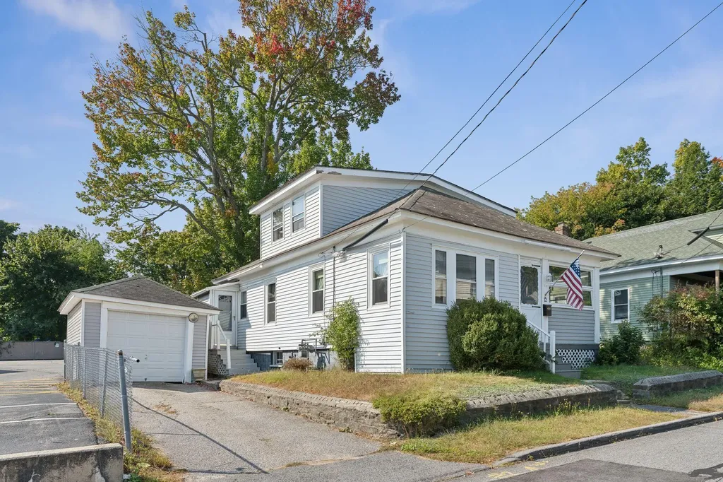 12 Tremaine Street Portland ME 04103