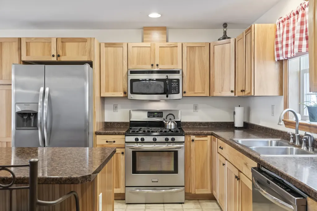 13 Brookview Drive West Gardiner ME 04345