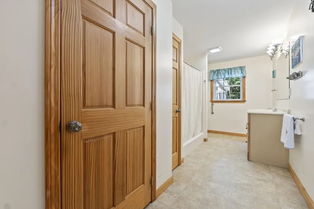 13 Brookview Drive West Gardiner ME 04345