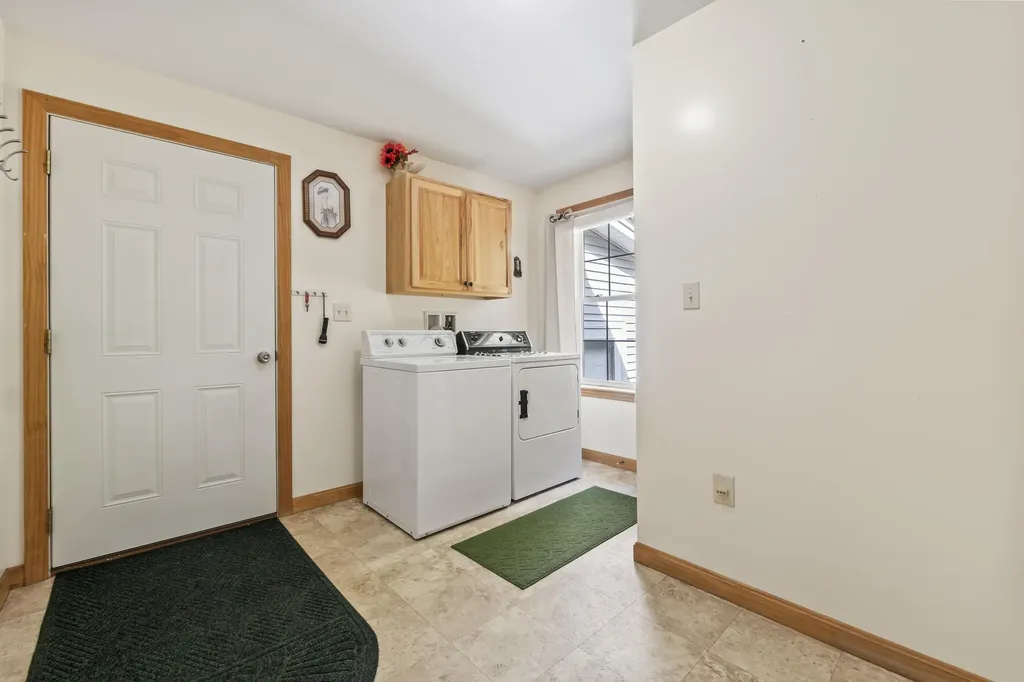 13 Brookview Drive West Gardiner ME 04345