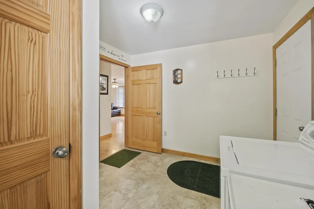 13 Brookview Drive West Gardiner ME 04345