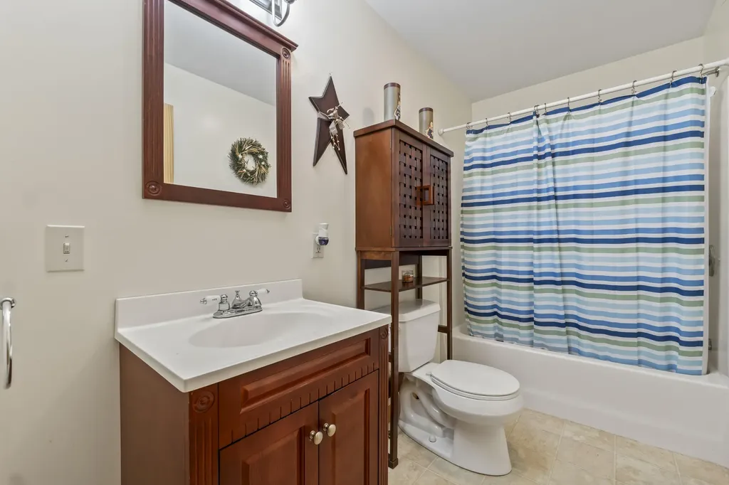 13 Brookview Drive West Gardiner ME 04345