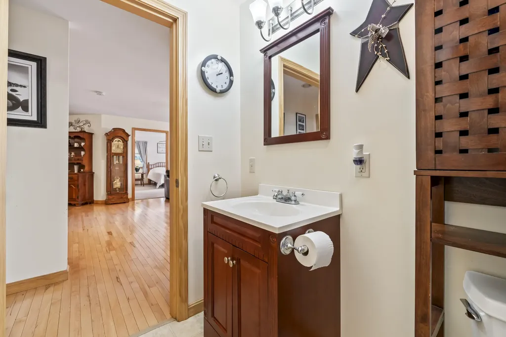 13 Brookview Drive West Gardiner ME 04345