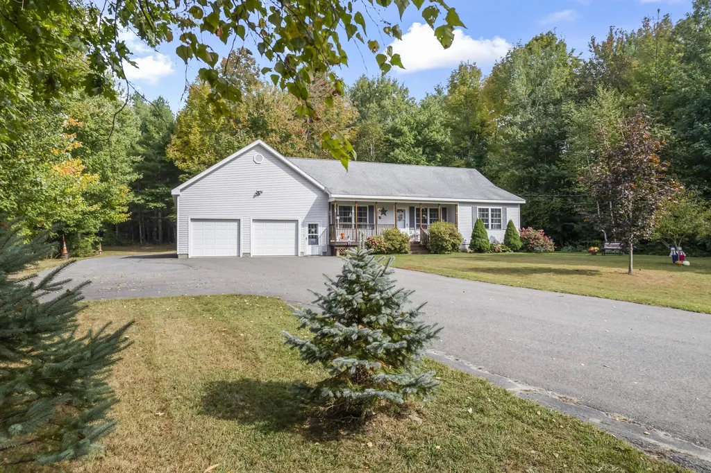13 Brookview Drive West Gardiner ME 04345