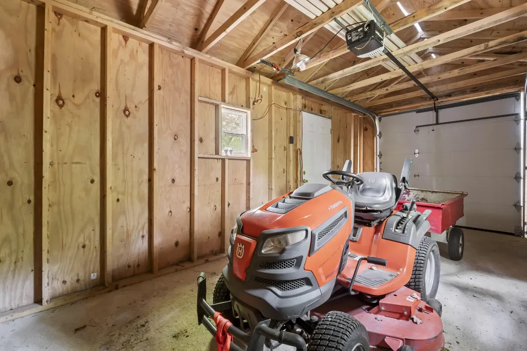 13 Brookview Drive West Gardiner ME 04345