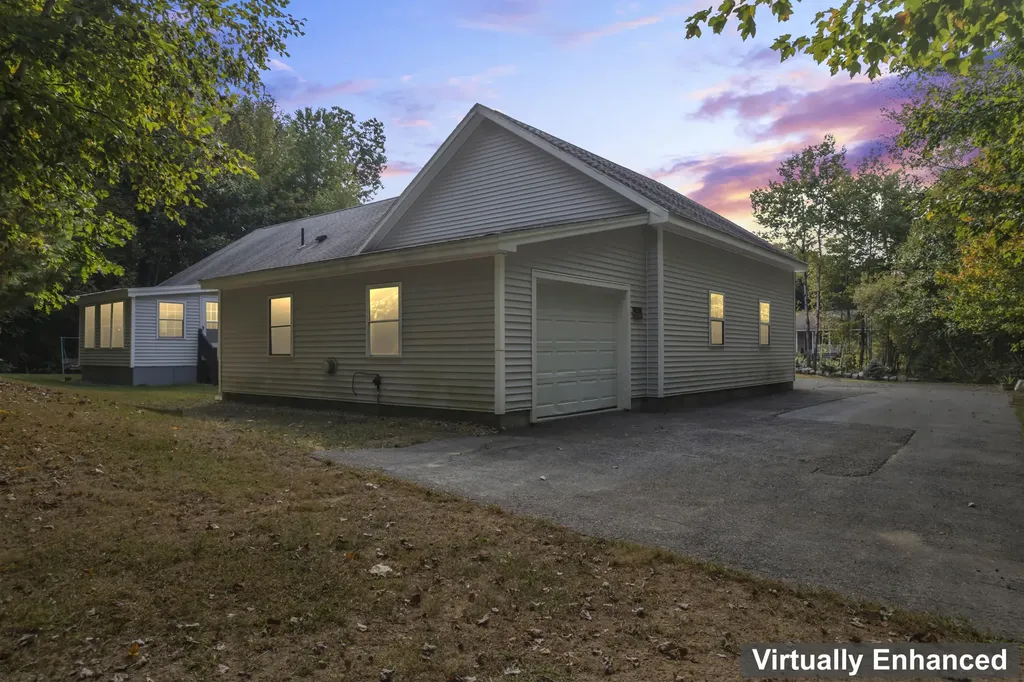 13 Brookview Drive West Gardiner ME 04345