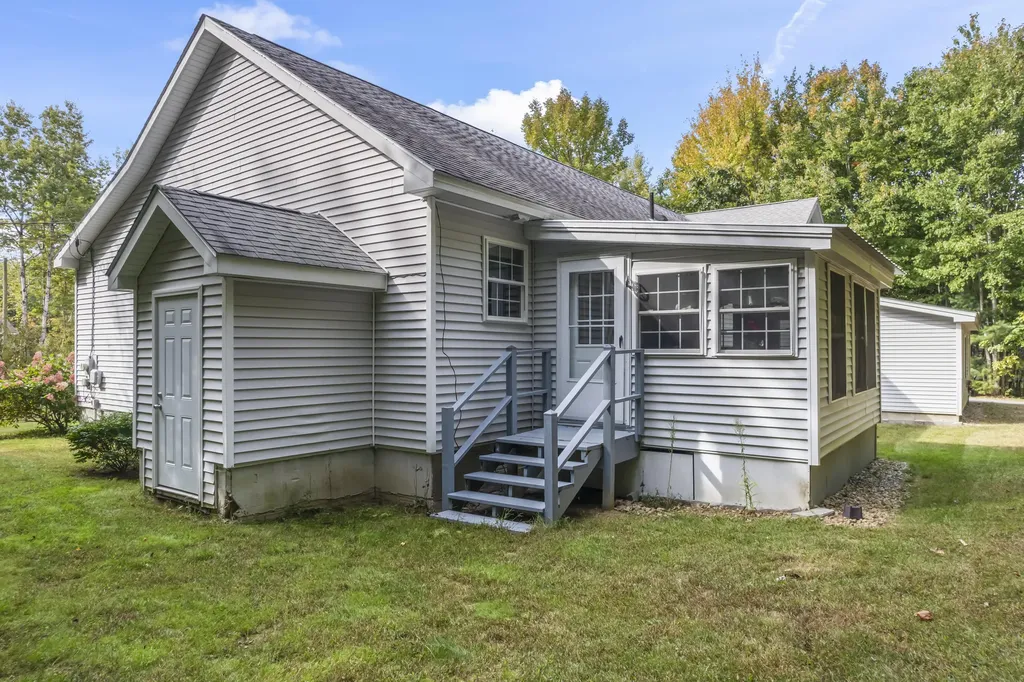 13 Brookview Drive West Gardiner ME 04345