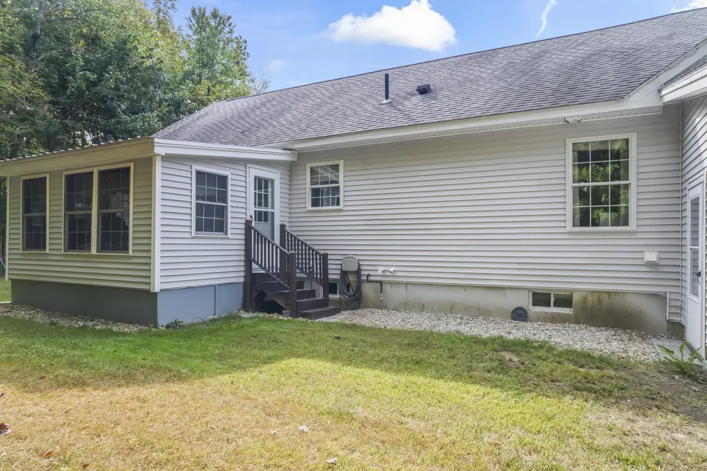 13 Brookview Drive West Gardiner ME 04345