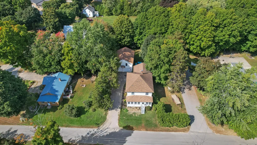 12 Sebasticook Avenue Newport ME 04953
