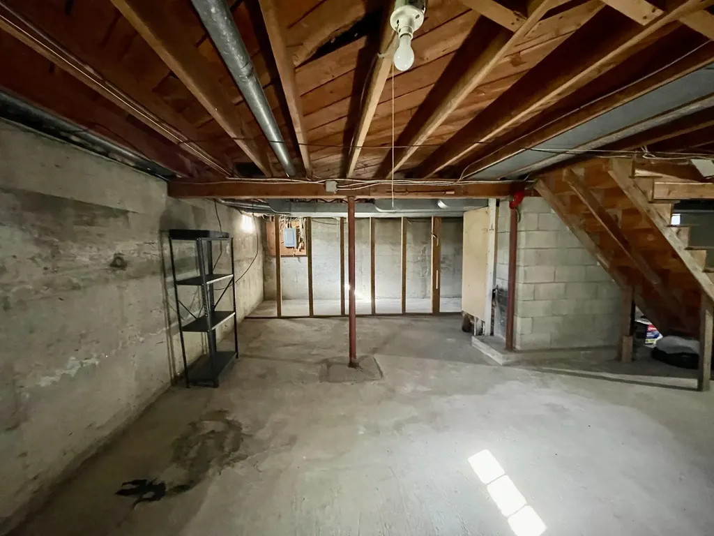 122 Chamberlain Street Brewer ME 04412