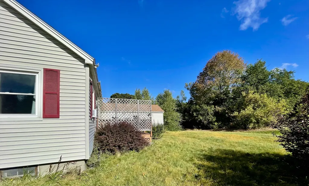 122 Chamberlain Street Brewer ME 04412