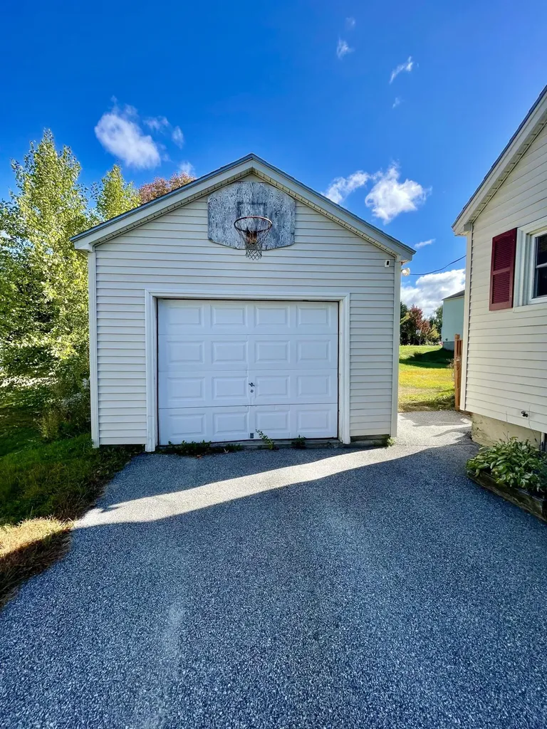 122 Chamberlain Street Brewer ME 04412