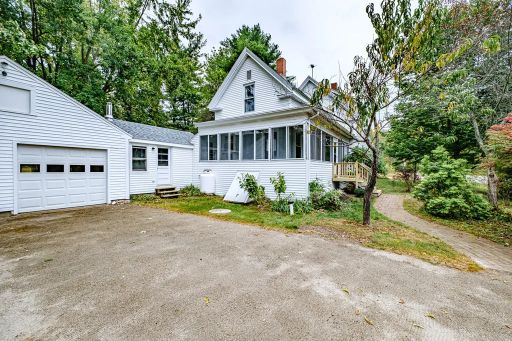 68 Main Street Hollis ME 04042