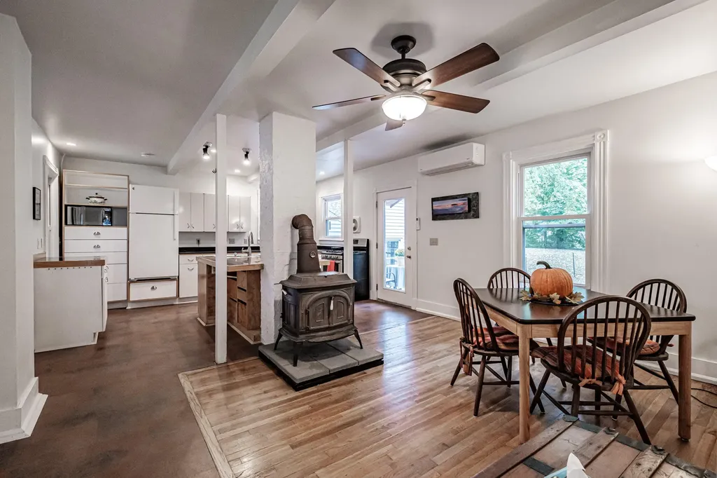 68 Main Street Hollis ME 04042