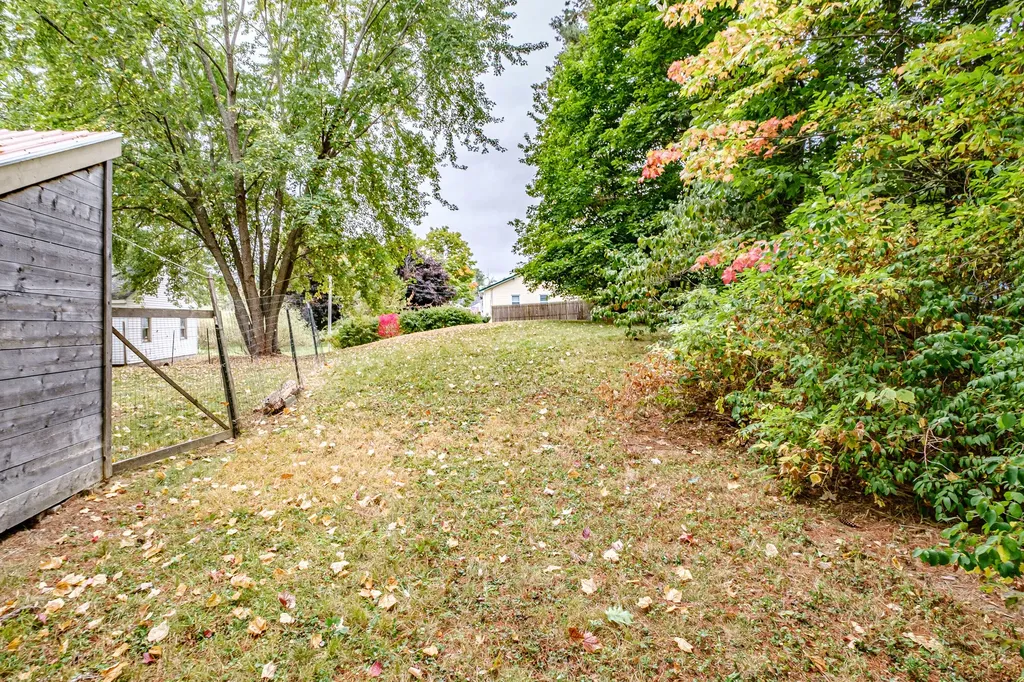 68 Main Street Hollis ME 04042