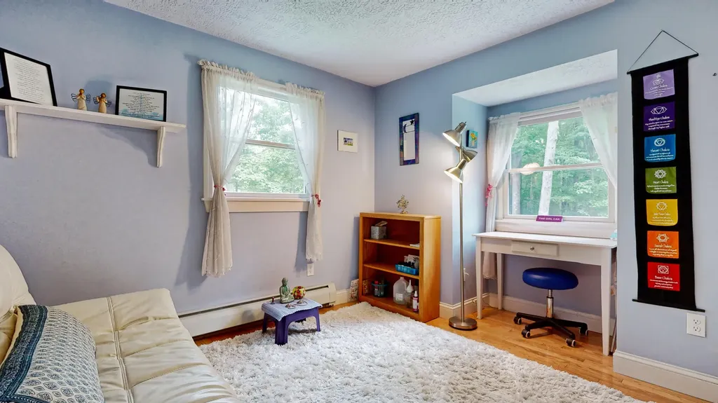 107 Ledgewood Drive Falmouth ME 04105