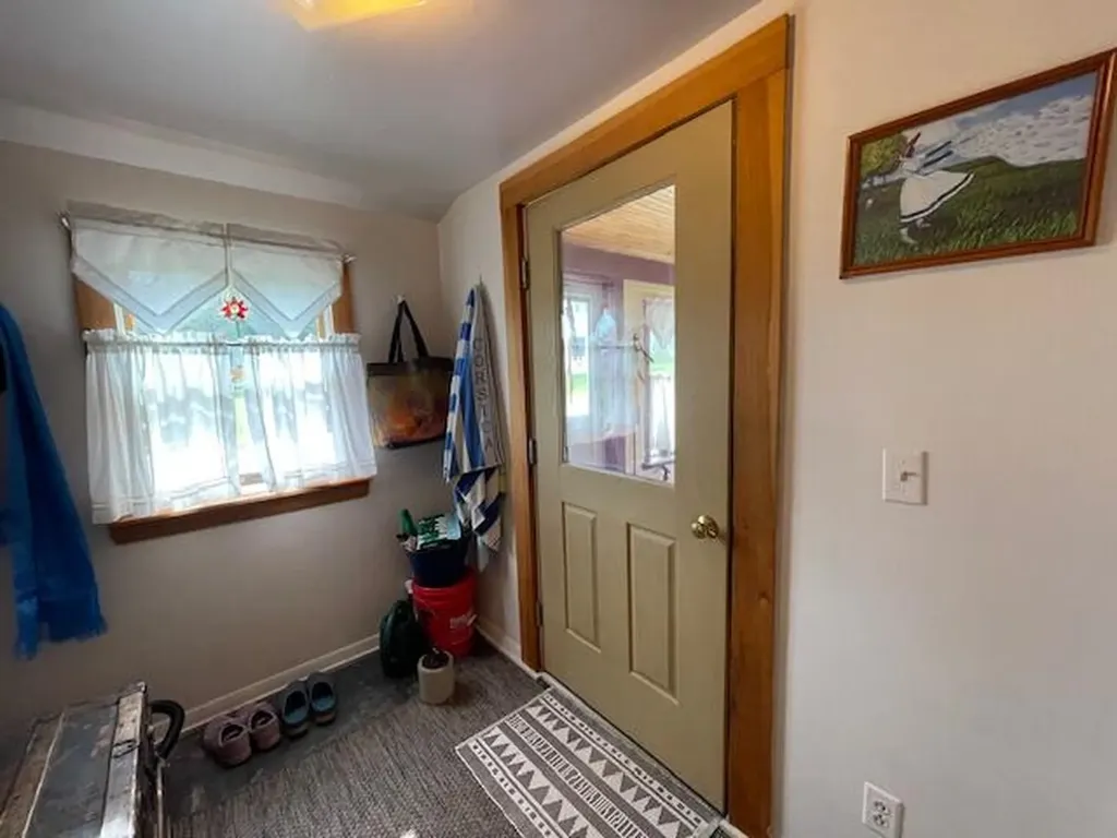 17 Pleasant Street Eastport ME 04631