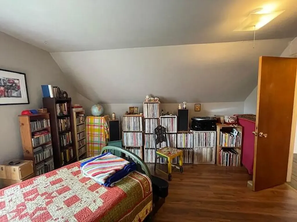 17 Pleasant Street Eastport ME 04631
